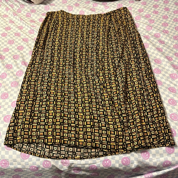 THRIFTED!! Brown/ black skirt - Picture 1 of 4